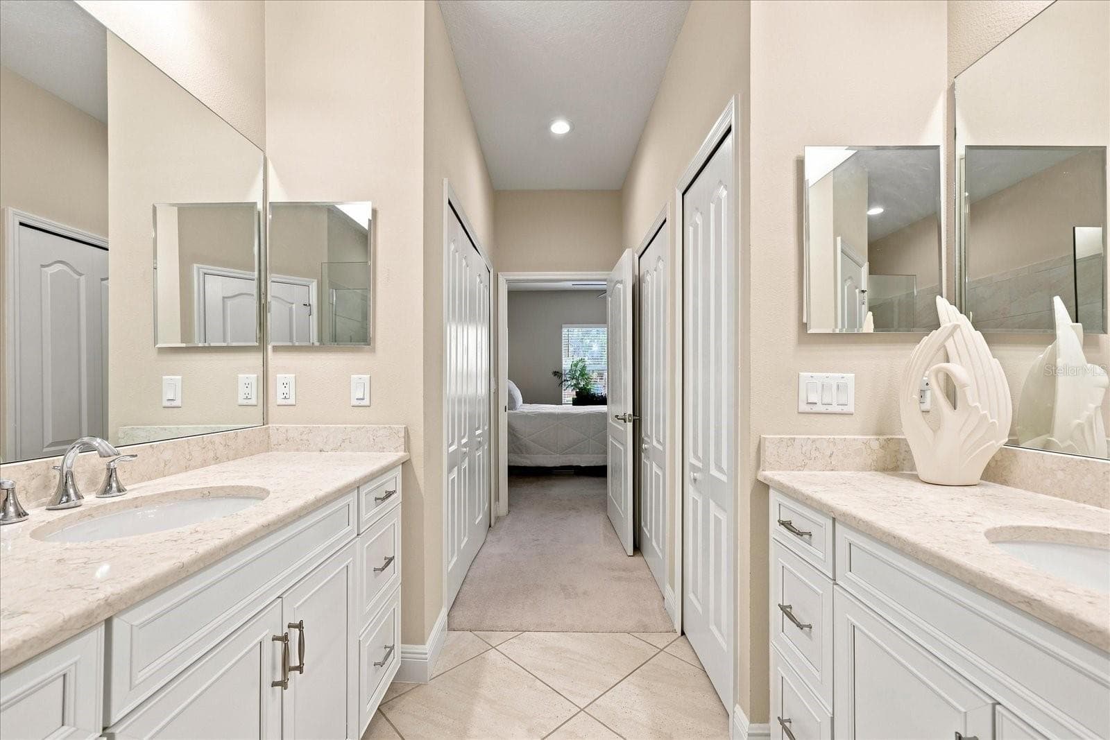 QUARTZ COUNTERTOPS - 3036 SKY BLUE CV, LAKEWOOD RANCH