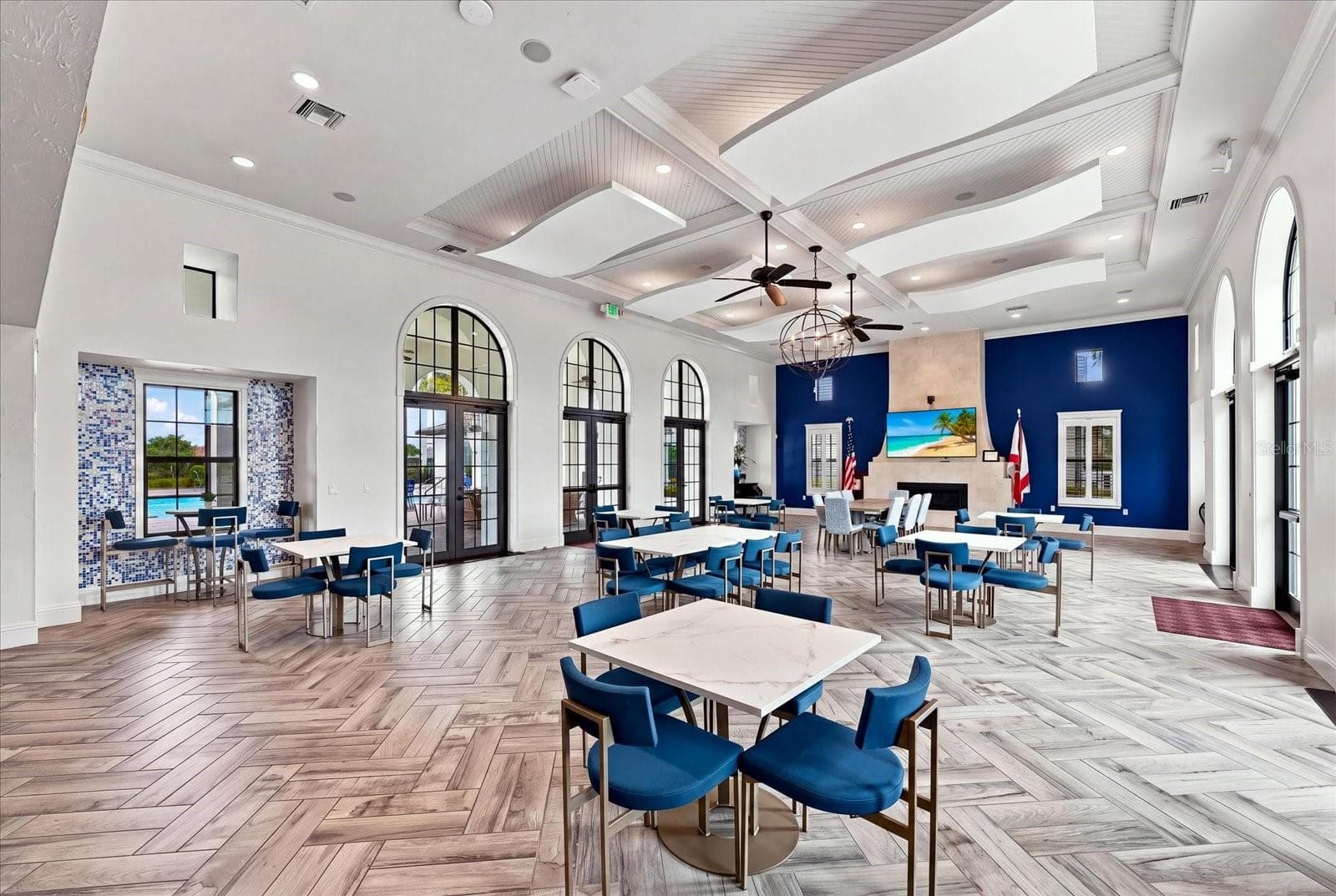 CLUBHOUSE - 3036 SKY BLUE CV, LAKEWOOD RANCH