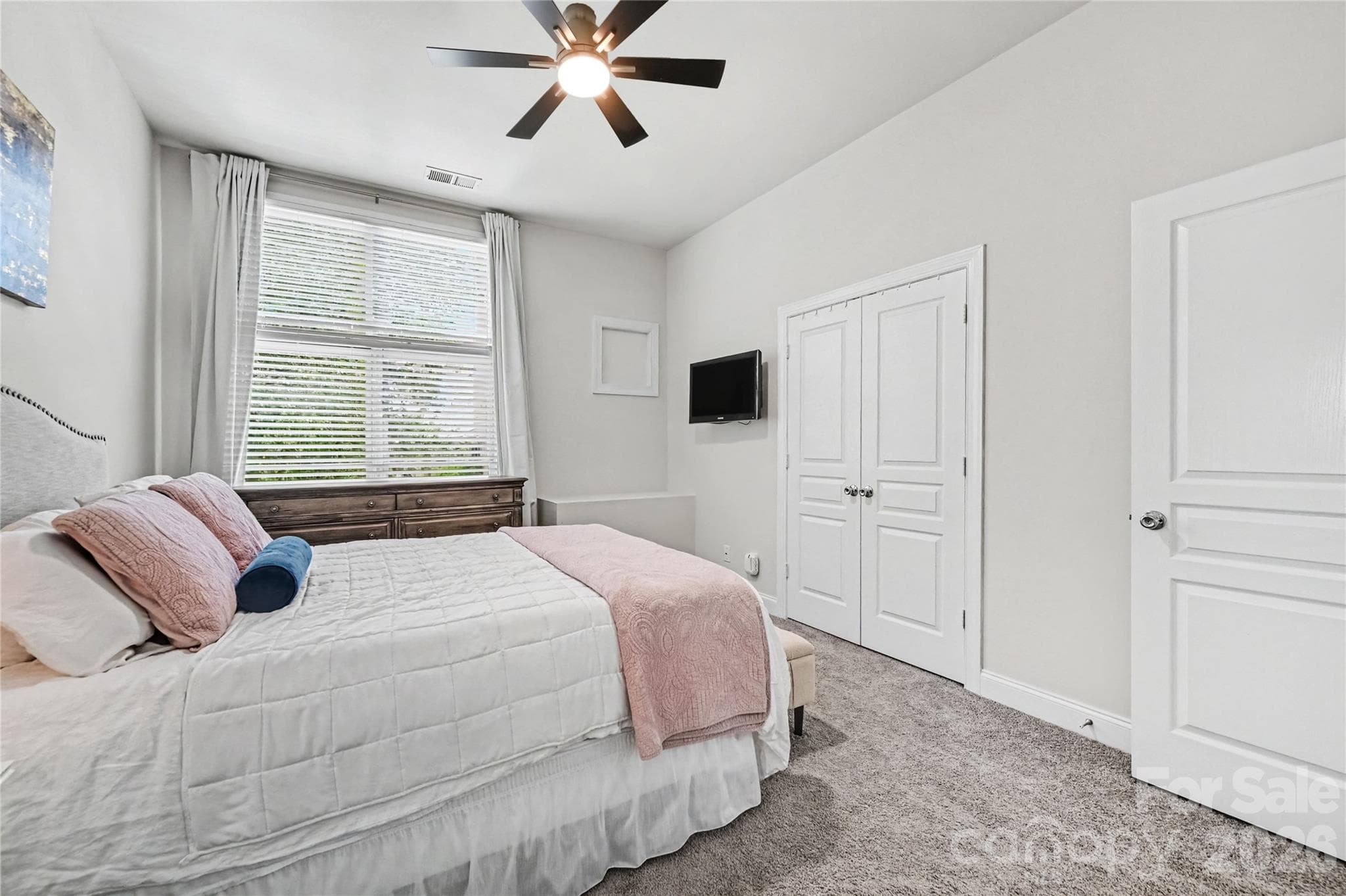 Condominium at 1043 Park West Drive, Charlotte, photo 14 of 22