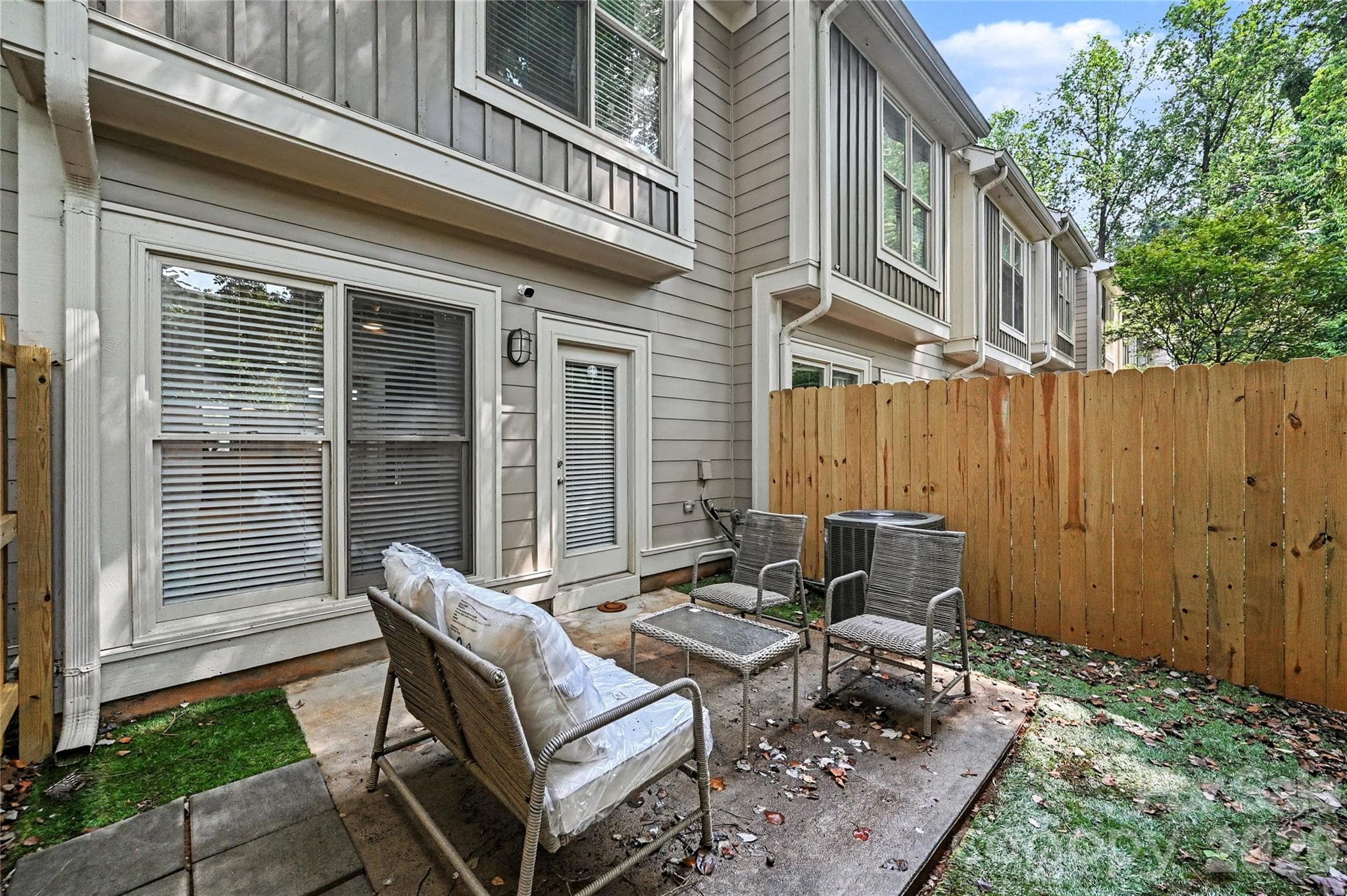 Condominium at 1043 Park West Drive, Charlotte, photo 21 of 22