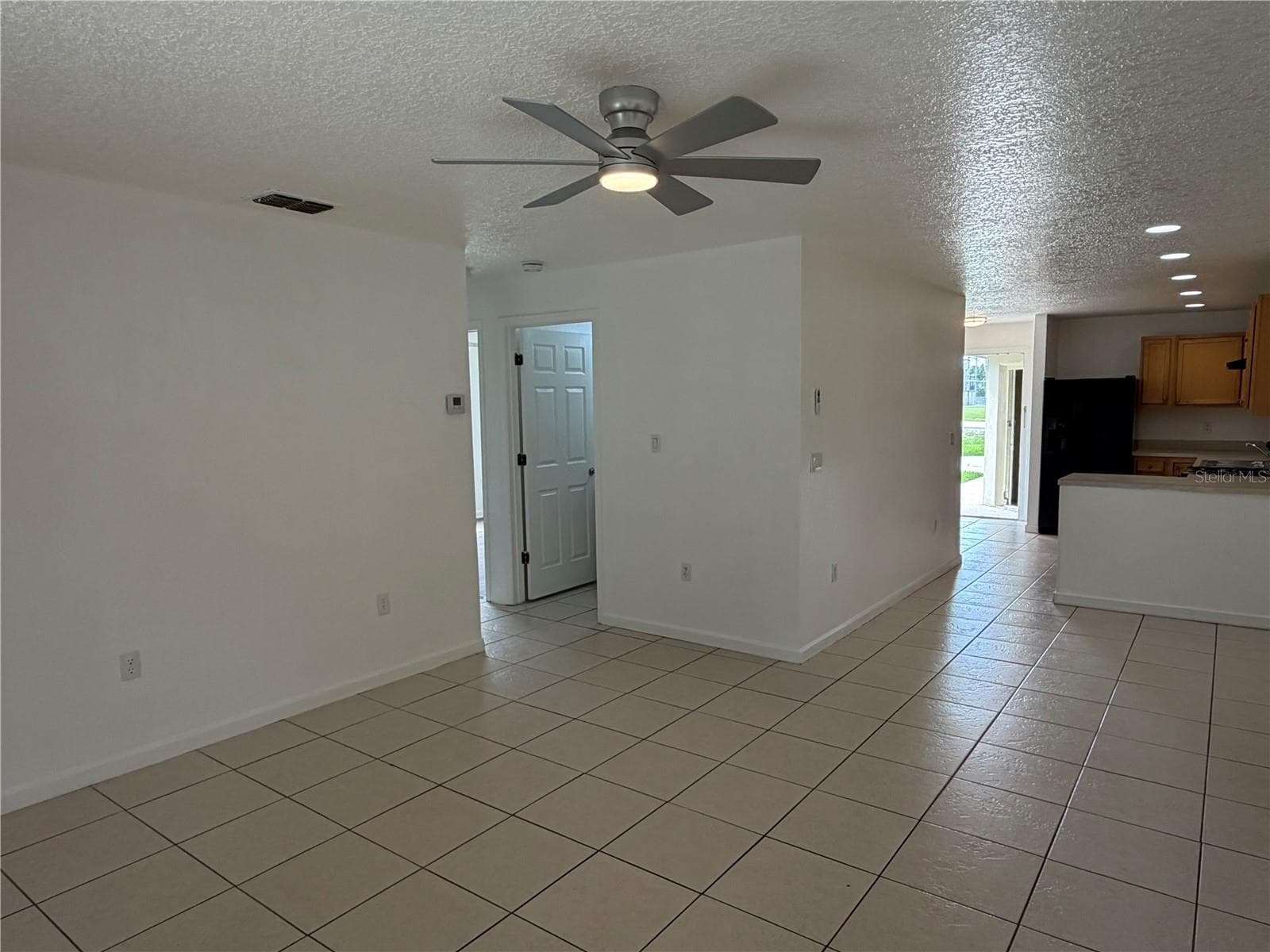 Duplex at 752 E BROOME ST, CLERMONT, photo 7 of 10