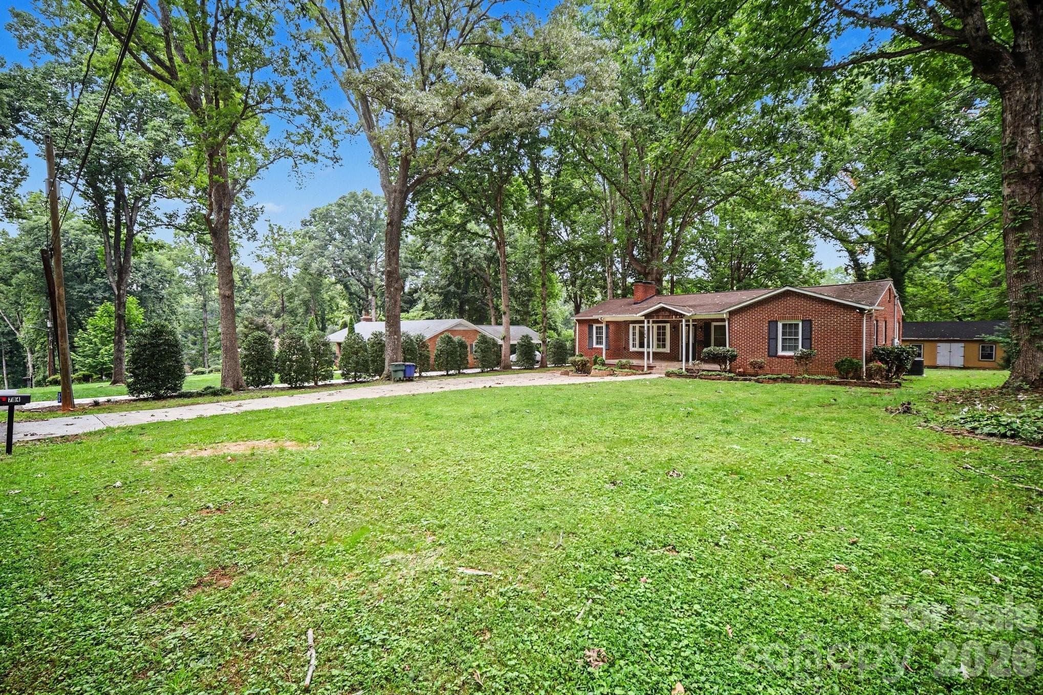Single Family Residence at 704 1st Avenue Place NE, Conover, photo 2 of 28