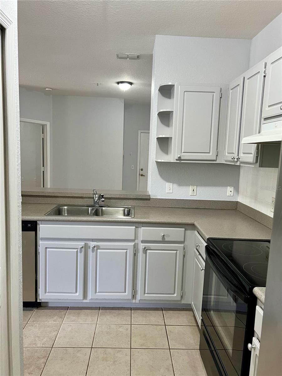 Condominium at 1100 LAKE SHADOW CIR #2103, MAITLAND, photo 7 of 21