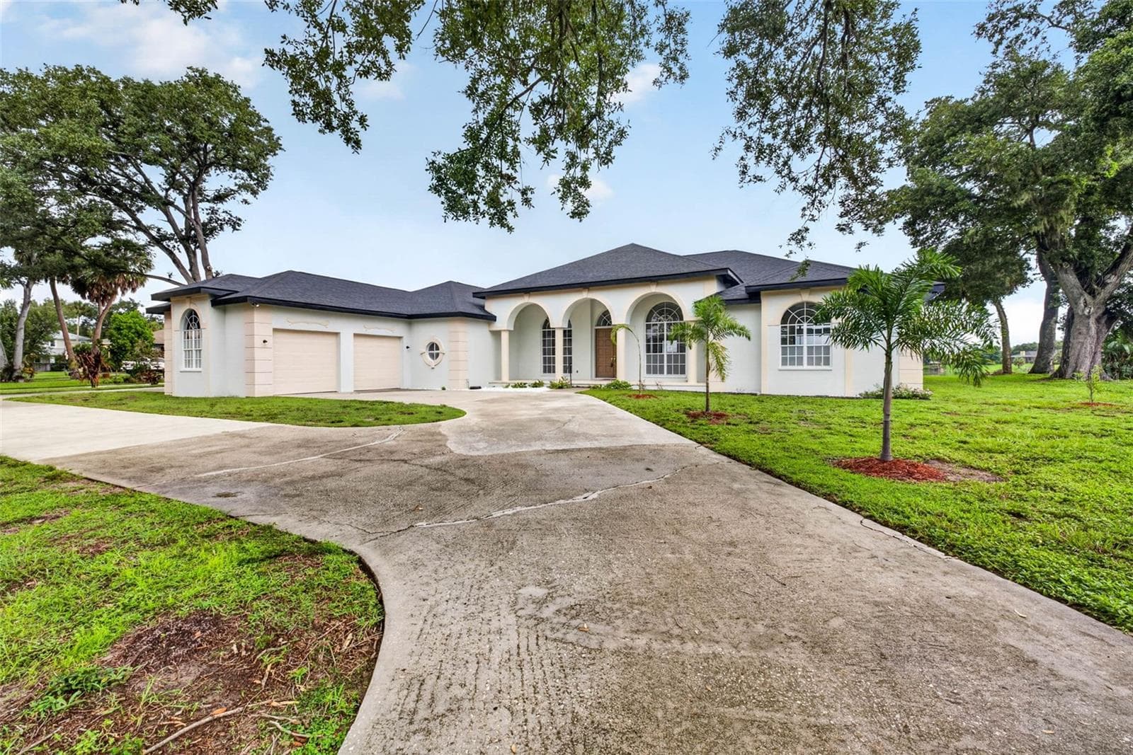 Single Family Residence at 8911 RIVERLACHEN WAY, RIVERVIEW, photo 60 of 98