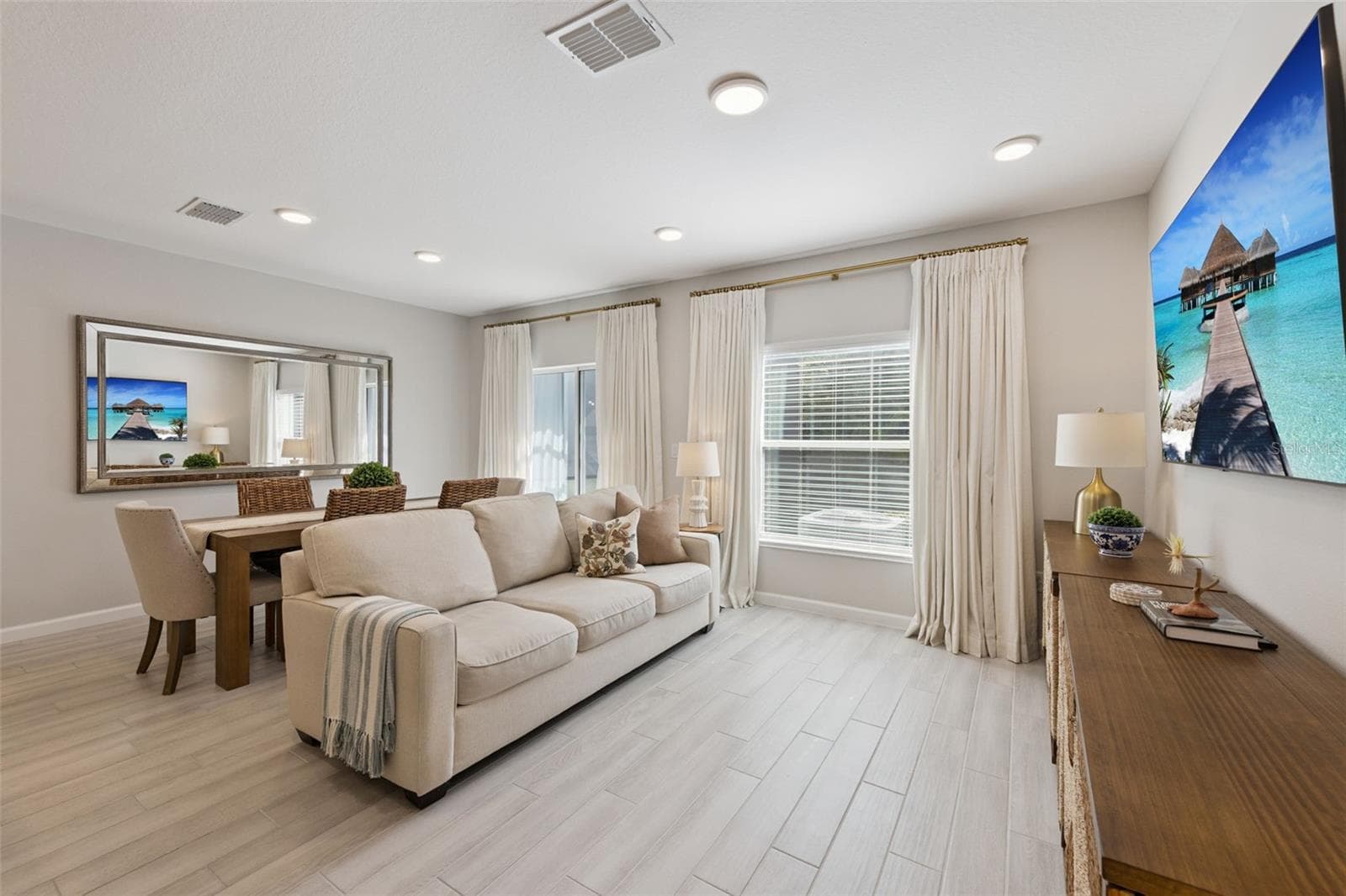 Living Room - 3129 RIVERBOAT WAY, OVIEDO
