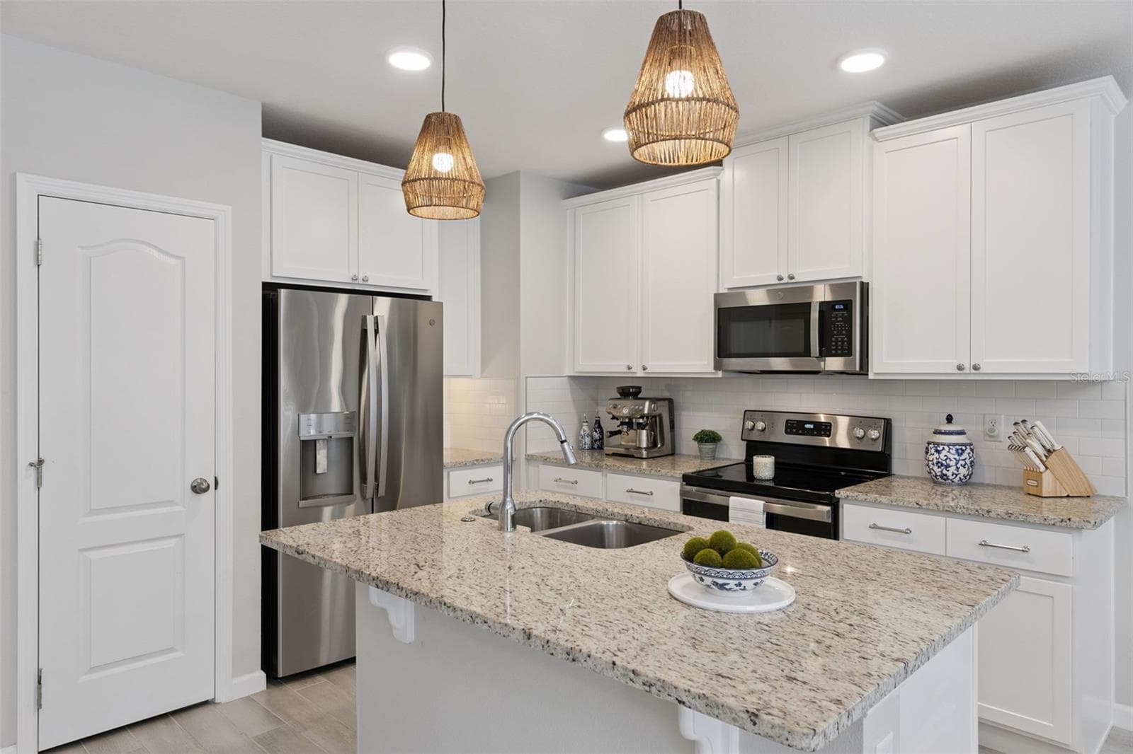 Kitchen - 3129 RIVERBOAT WAY, OVIEDO