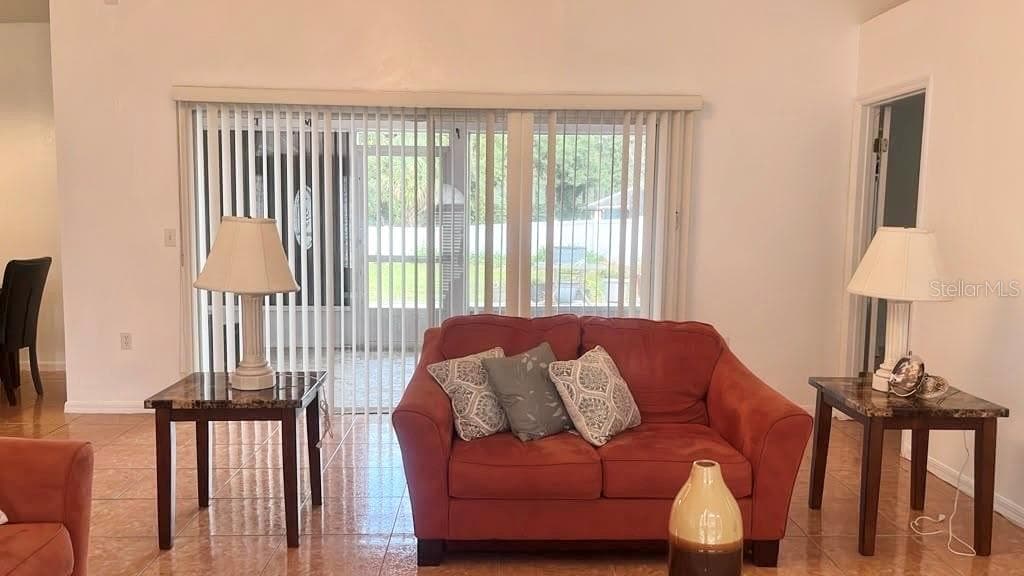 Single Family Residence at 619 MAYAN PL, KISSIMMEE, photo 5 of 26