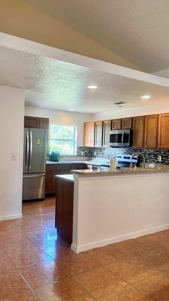 Single Family Residence at 619 MAYAN PL, KISSIMMEE, photo 10 of 26