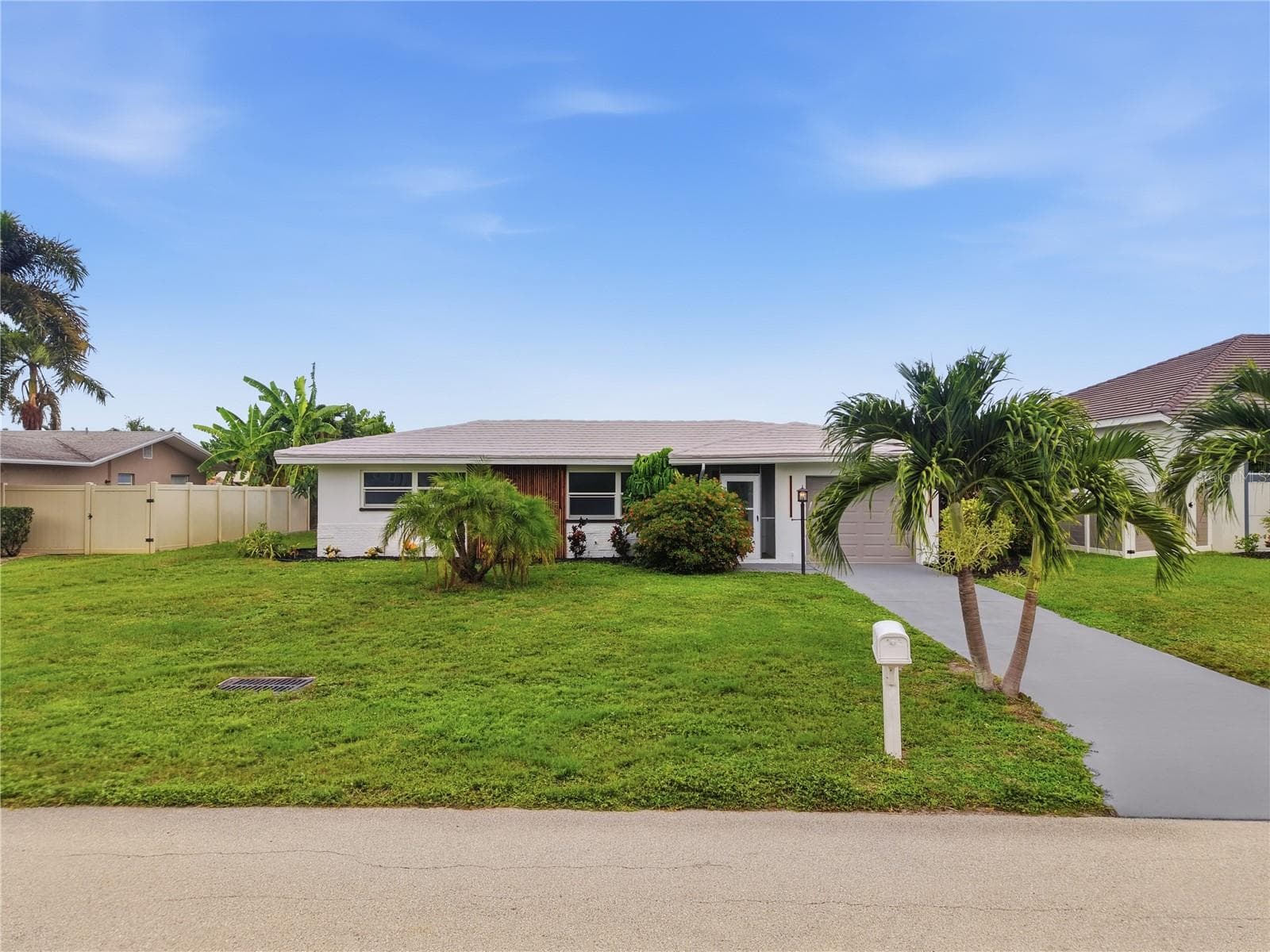 Single Family Residence at 3106 SE 18TH PL, CAPE CORAL, photo 3 of 47