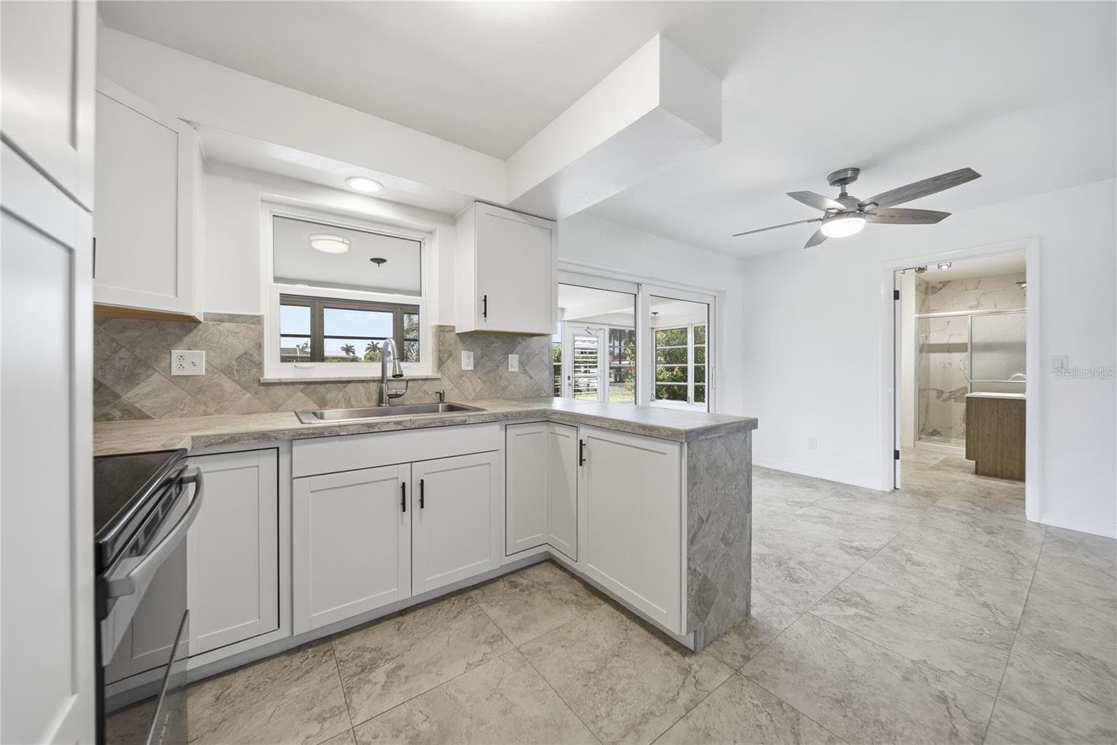 Single Family Residence at 3106 SE 18TH PL, CAPE CORAL, photo 15 of 47