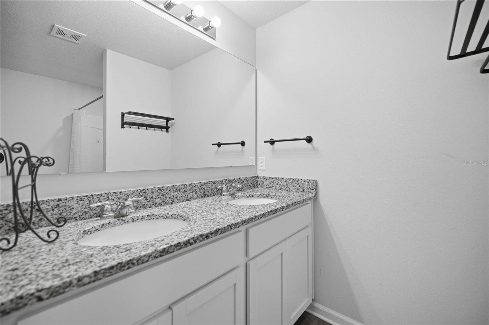 Single Family Residence at 1876 IOWA DR, SUMTERVILLE, photo 43 of 62