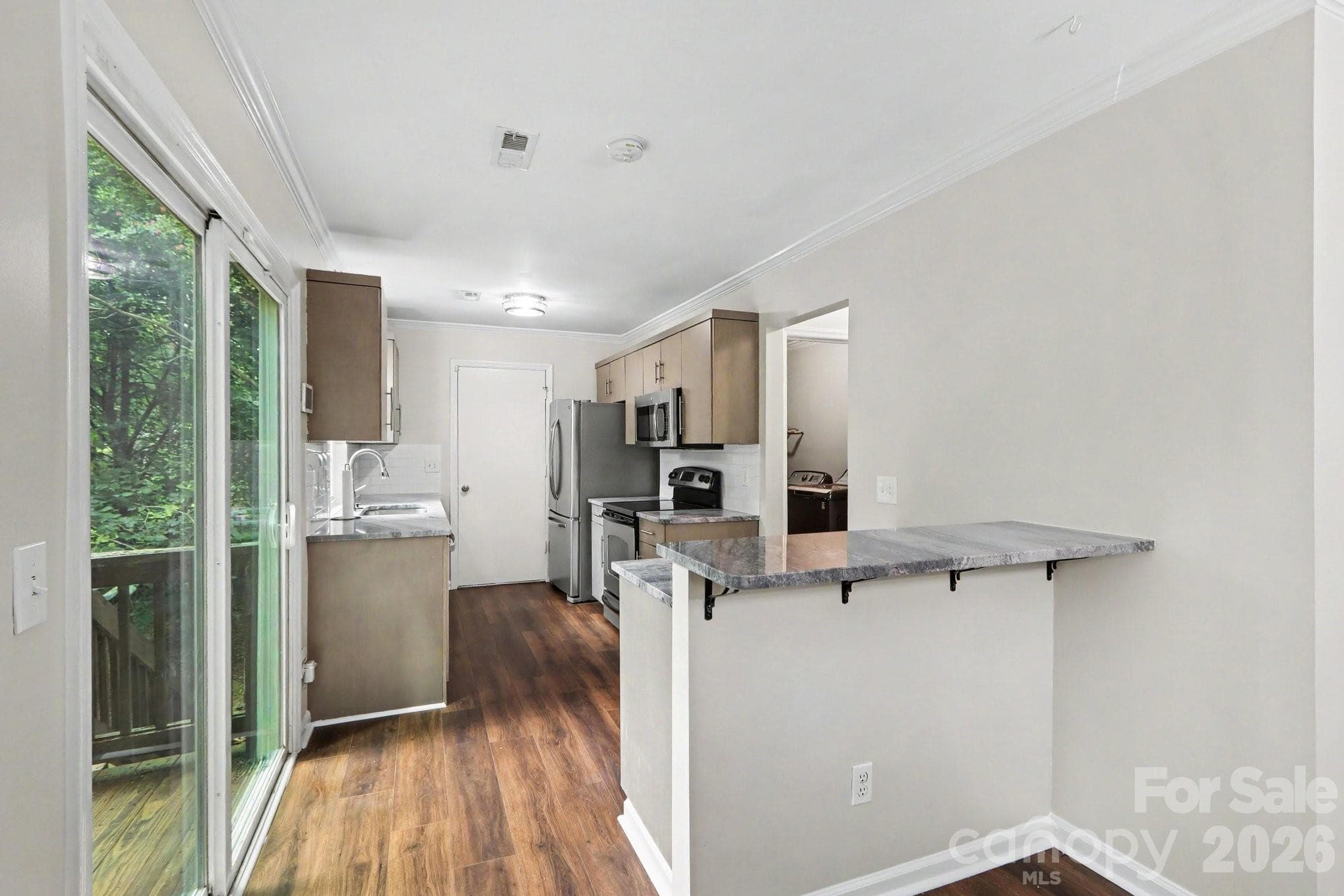 KITCHEN - 2132 Killarney Place, Charlotte