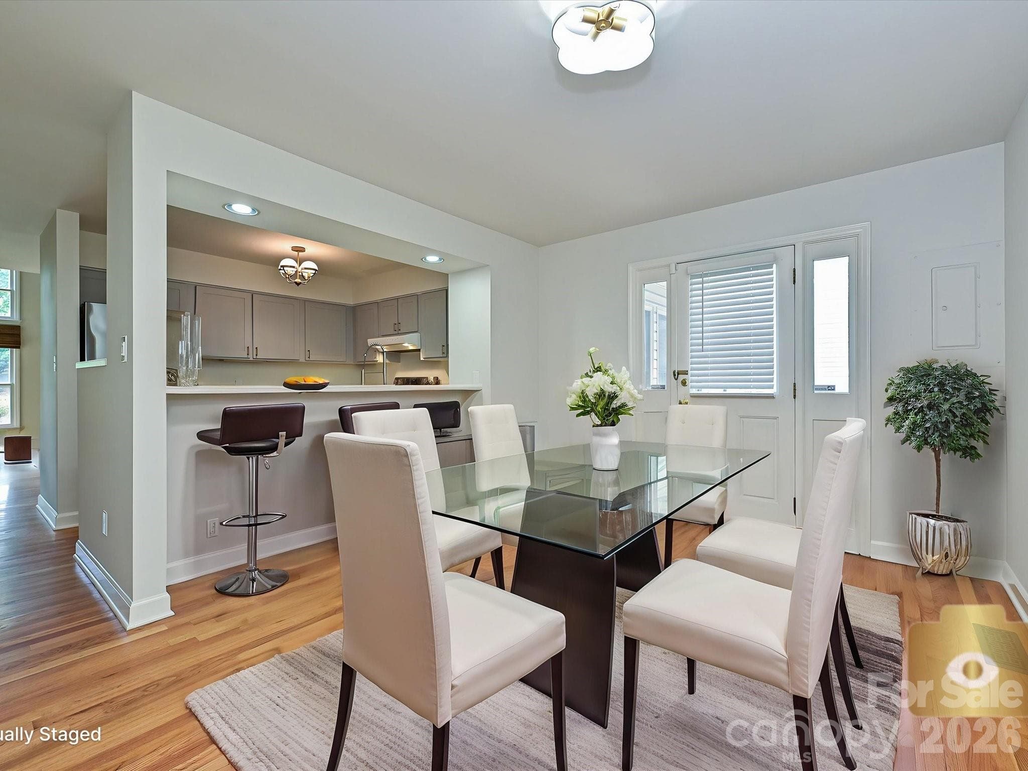 Condominium at 801 Lexington Avenue, Charlotte, photo 11 of 29