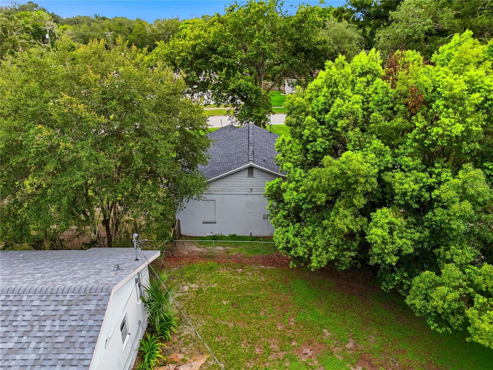 Single Family Residence at 730 WESTOVER PKWY, BARTOW, photo 12 of 41