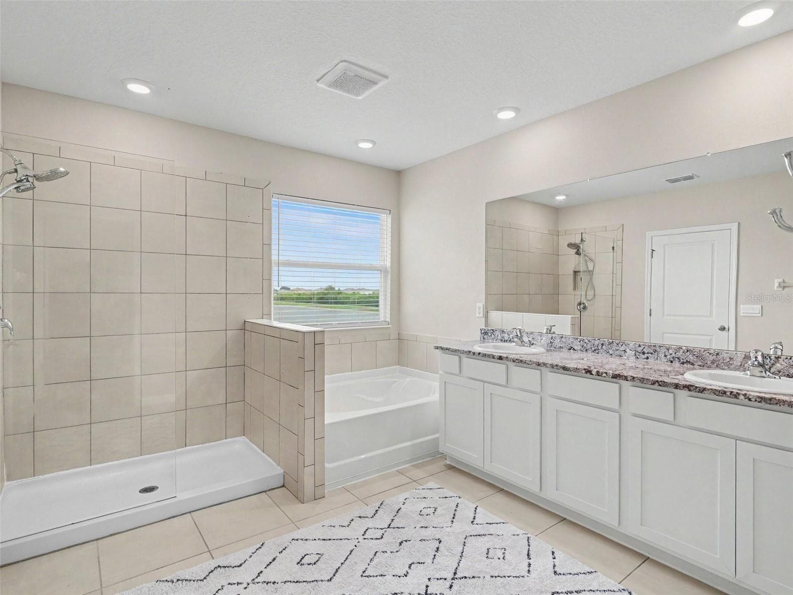 Single Family Residence at 1167 OCEAN SPRAY DR, RUSKIN, photo 20 of 32