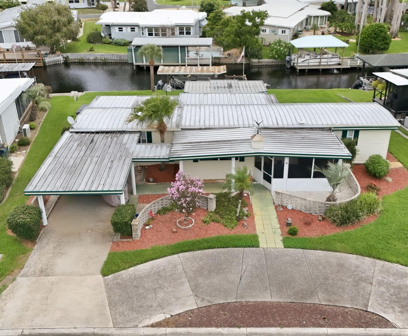 Mobile Home at 928 MORNINGVIEW DR, TAVARES, photo 58 of 63