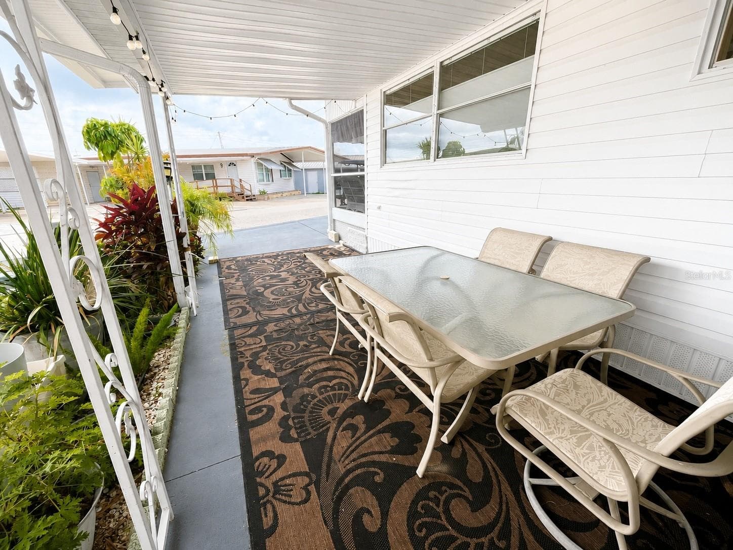 Mobile Home at 1613 MICHIGAN AVE, BRADENTON, photo 3 of 40