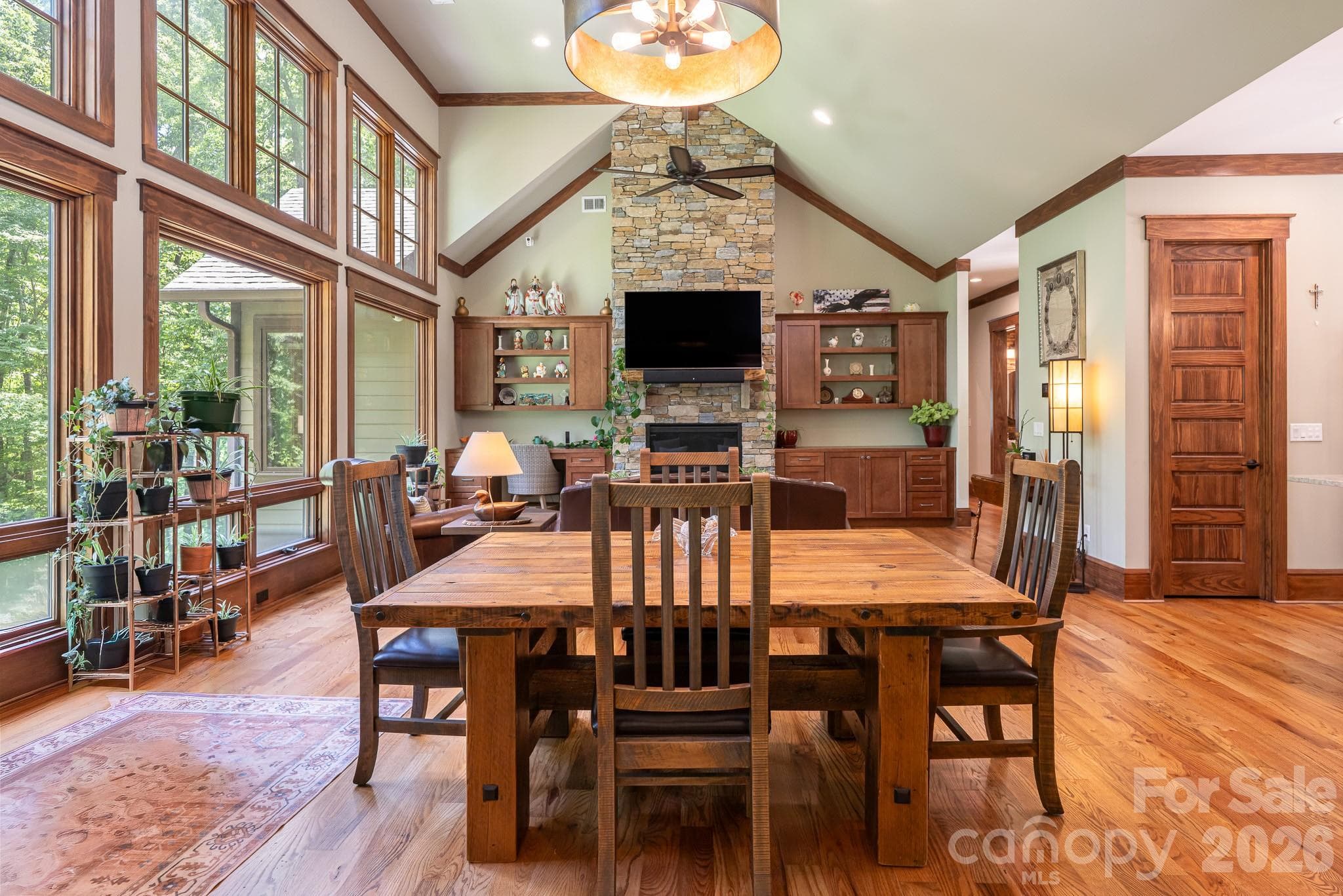 Single Family Residence at 403 Thunder Mountain Road, Hendersonville, photo 10 of 48