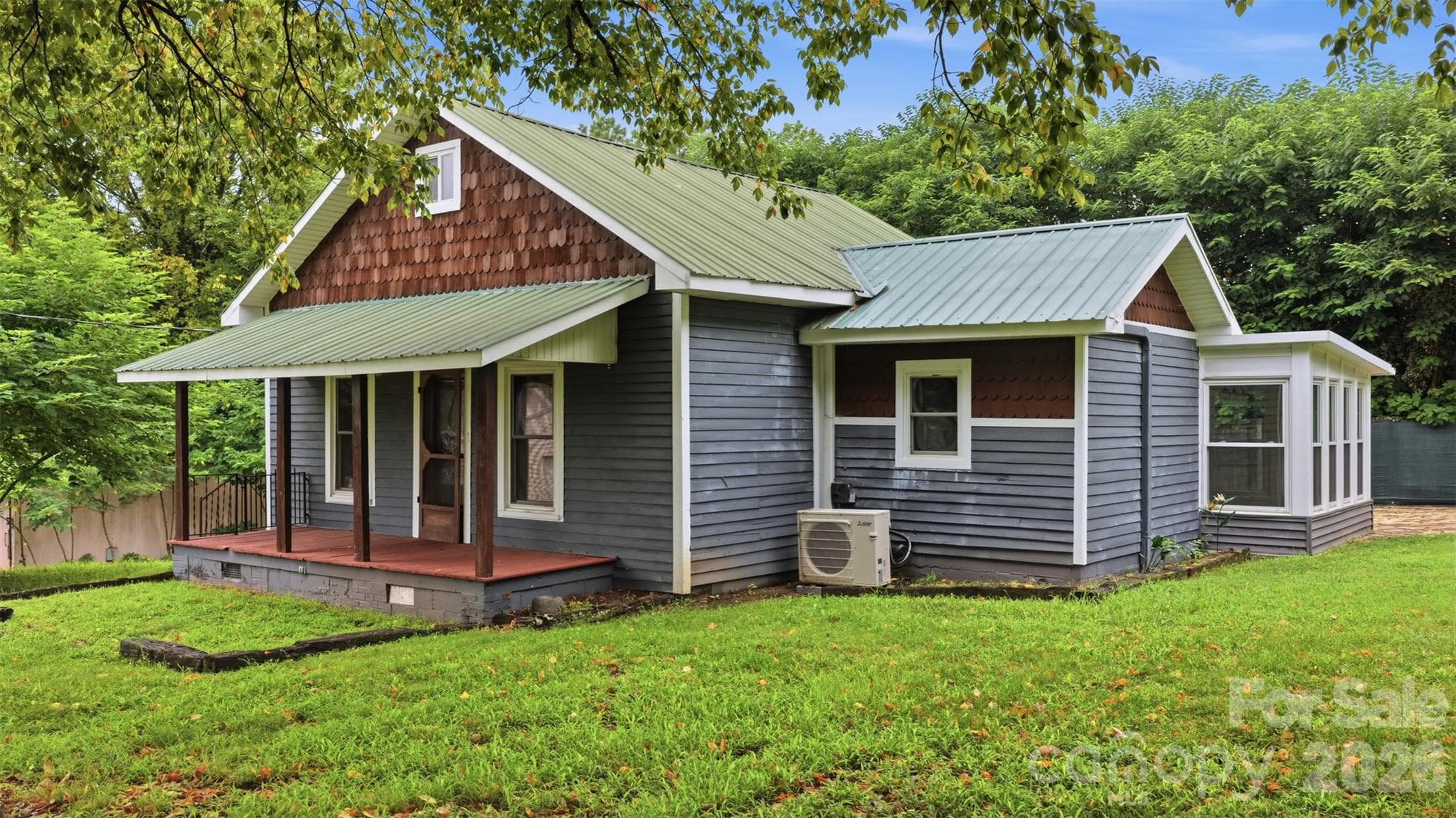 Single Family Residence at 3466 Roberta Road, Concord, photo 3 of 35