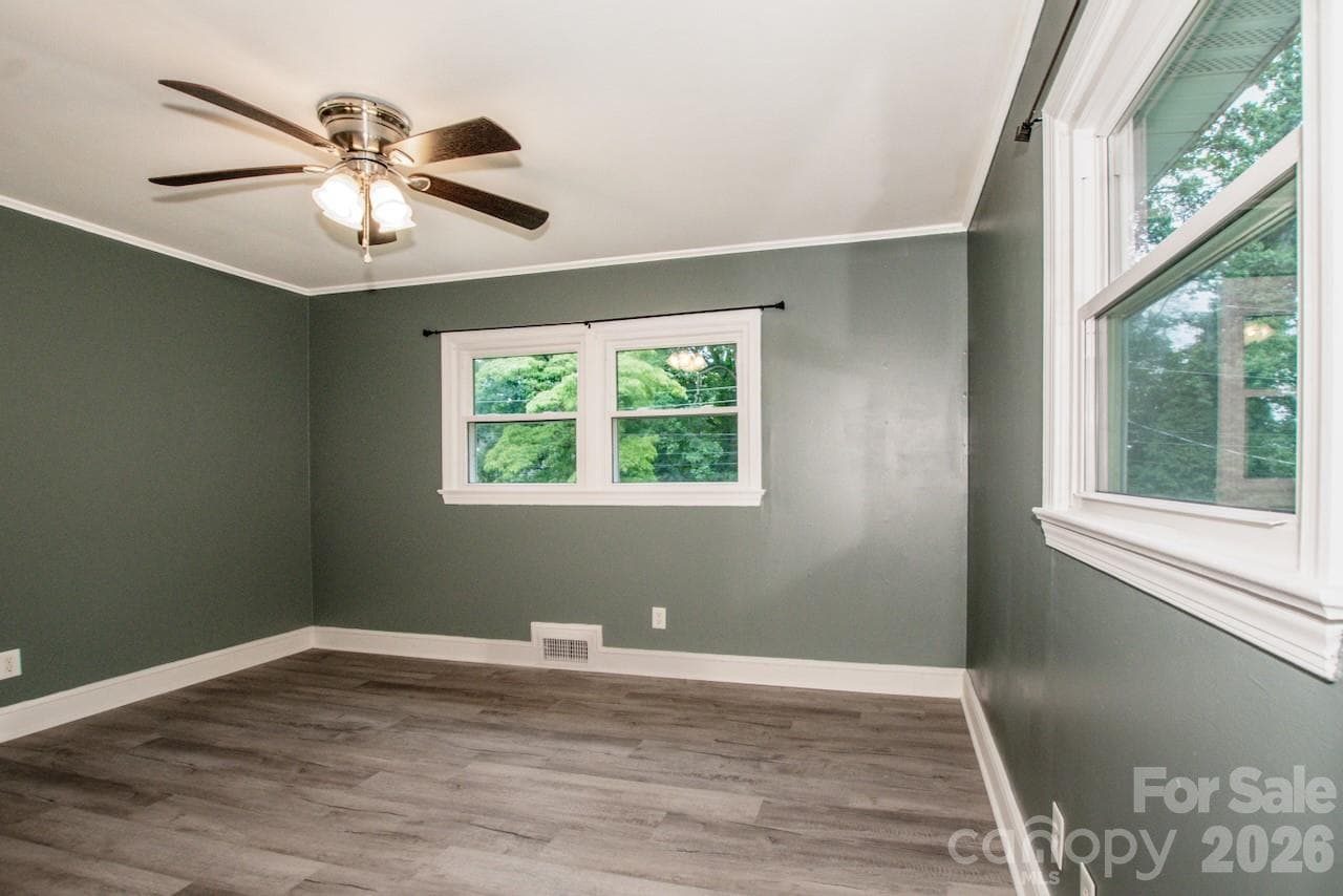 Single Family Residence at 1317 Meadowbrook Circle, Salisbury, photo 24 of 31
