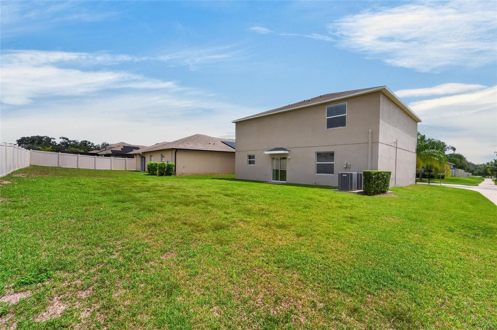 Single Family Residence at 215 ENGLISH HERITAGE PL, DOVER, photo 11 of 84