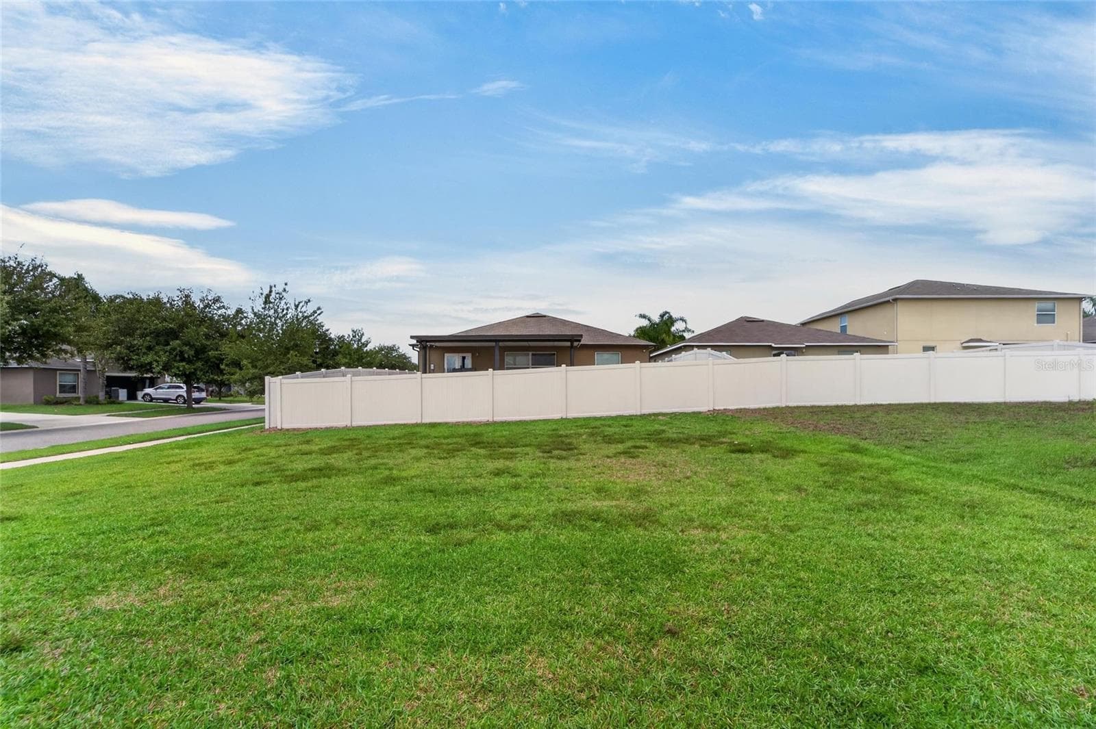 Single Family Residence at 215 ENGLISH HERITAGE PL, DOVER, photo 15 of 84