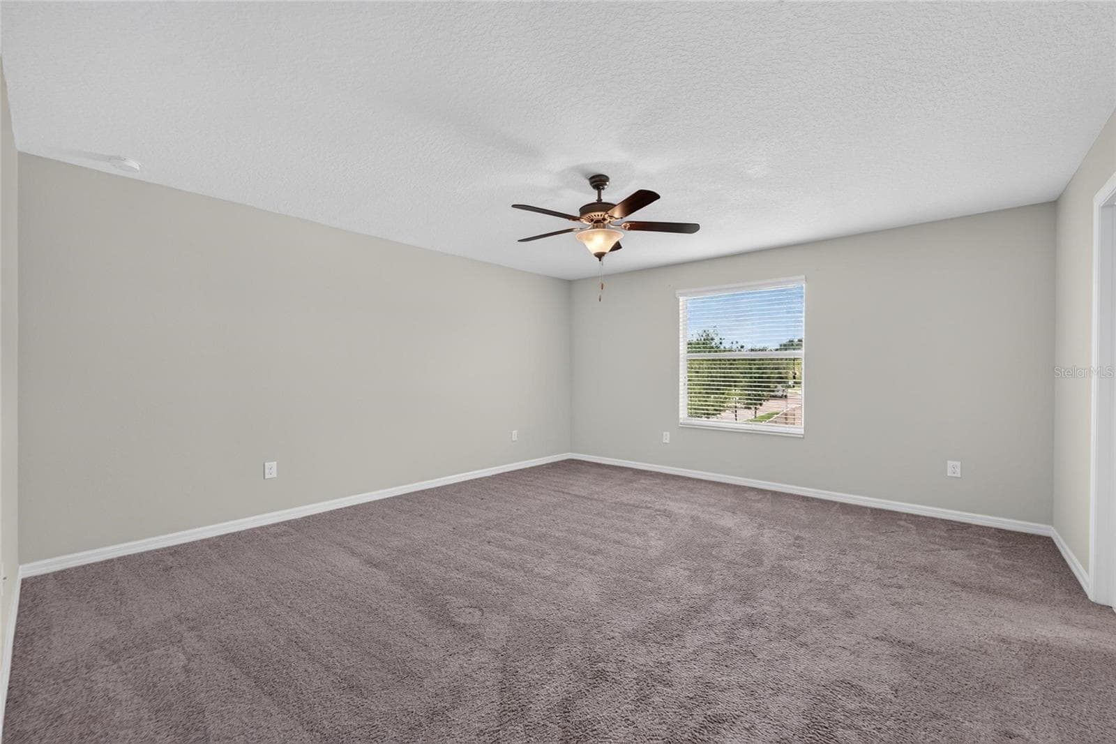 Single Family Residence at 215 ENGLISH HERITAGE PL, DOVER, photo 44 of 84