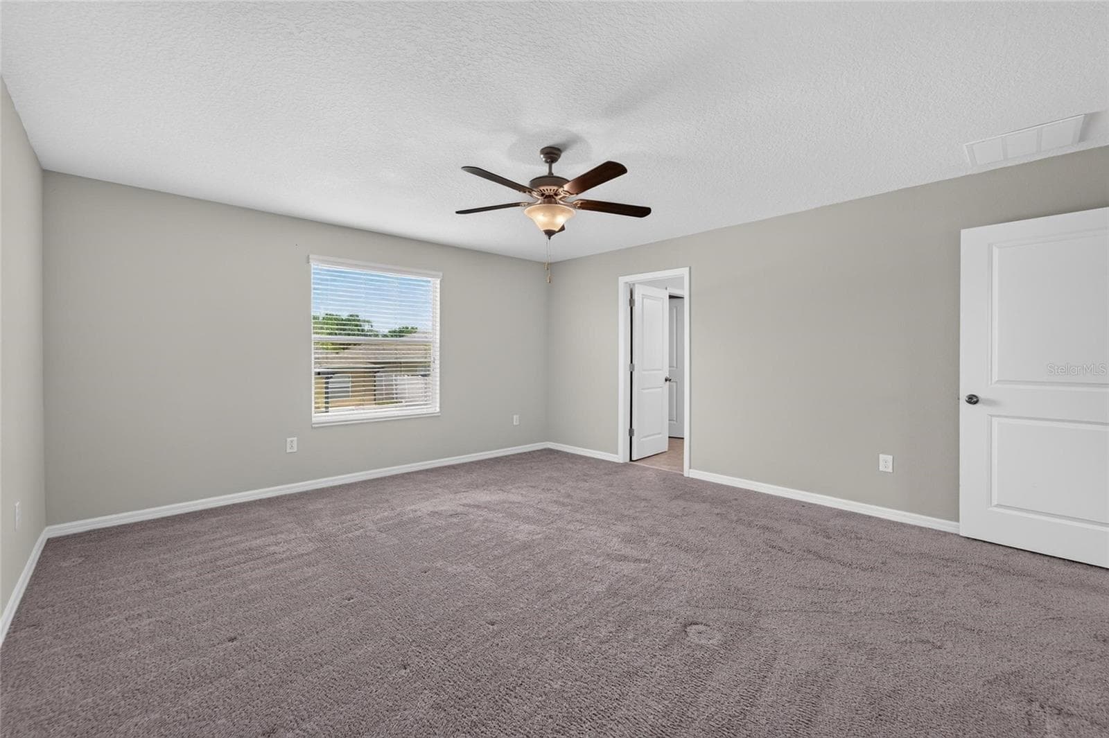 Single Family Residence at 215 ENGLISH HERITAGE PL, DOVER, photo 45 of 84