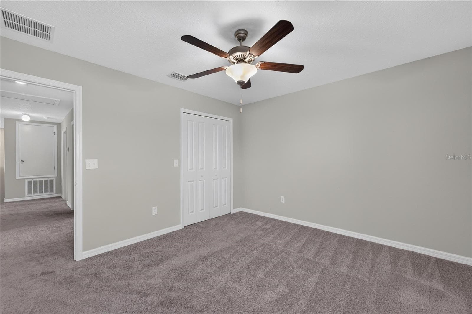 Single Family Residence at 215 ENGLISH HERITAGE PL, DOVER, photo 56 of 84