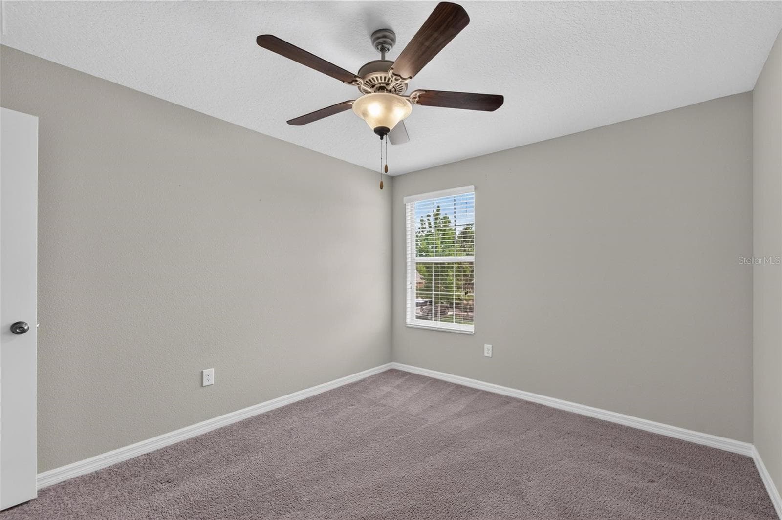 Single Family Residence at 215 ENGLISH HERITAGE PL, DOVER, photo 64 of 84
