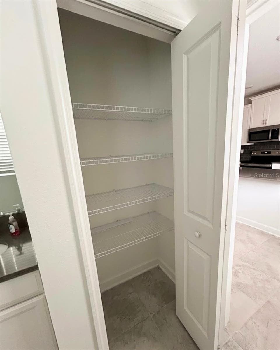 Townhouse at 11961 BOLDFACE DR, ORLANDO, photo 13 of 41