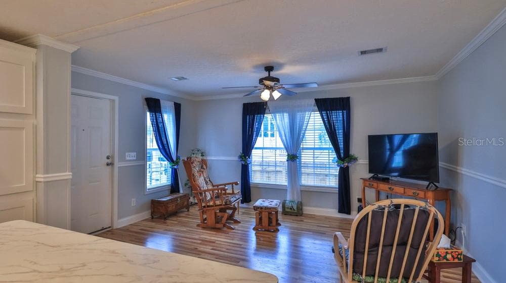 Manufactured Home at 1157 MILLBROOK AVE, PORT ORANGE, photo 2 of 37