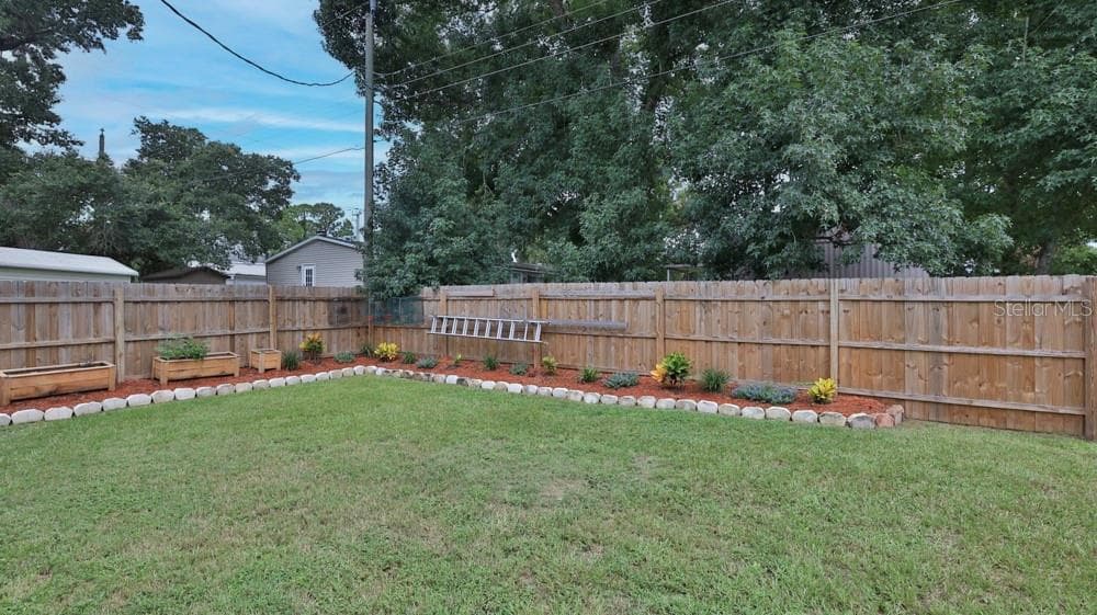 Manufactured Home at 1157 MILLBROOK AVE, PORT ORANGE, photo 25 of 37