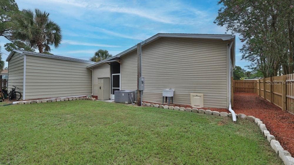 Manufactured Home at 1157 MILLBROOK AVE, PORT ORANGE, photo 26 of 37