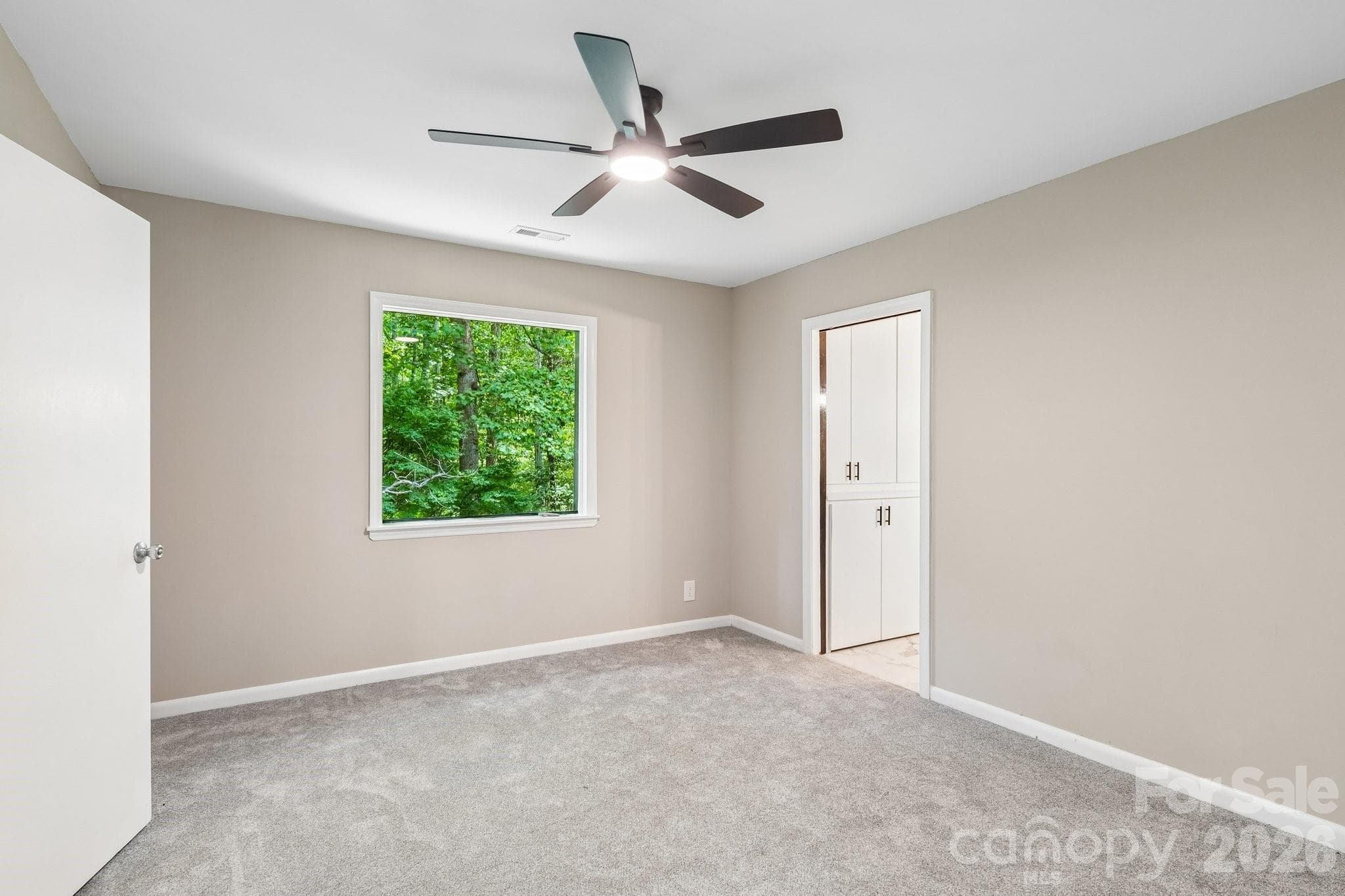 Single Family Residence at 407 Robinwood Drive, Shelby, photo 13 of 48