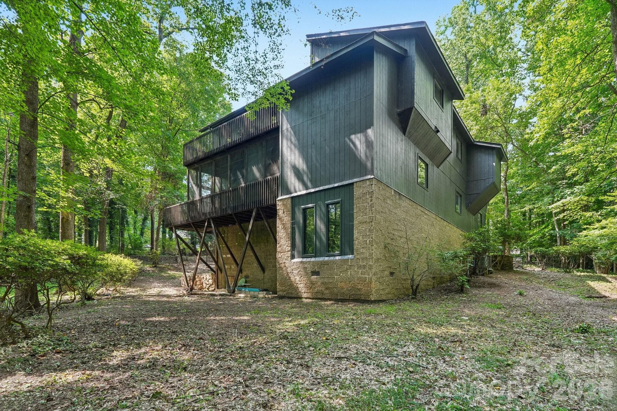 Single Family Residence at 407 Robinwood Drive, Shelby, photo 44 of 48