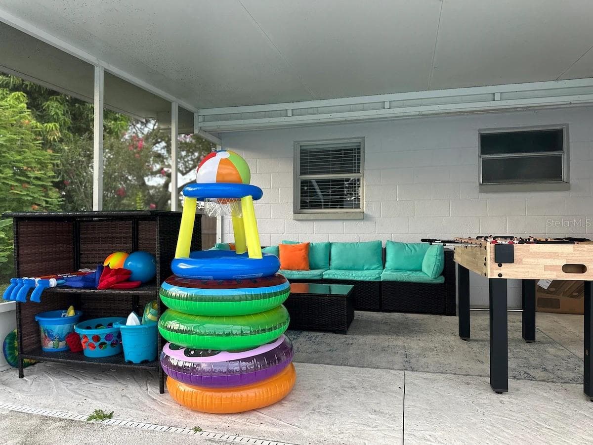 Single Family Residence at 8628 MAGNOLIA DR, SEMINOLE, photo 13 of 31