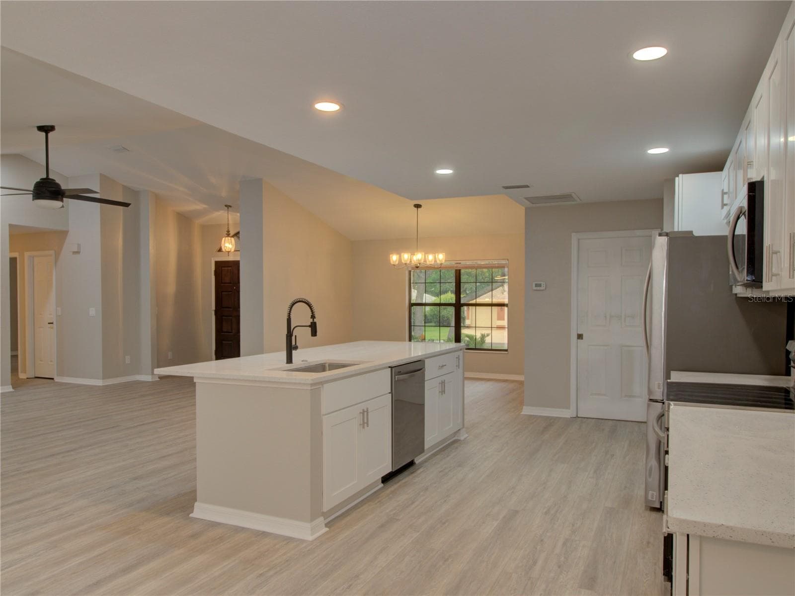 Single Family Residence at 5360 SW 86TH LN, OCALA, photo 6 of 30