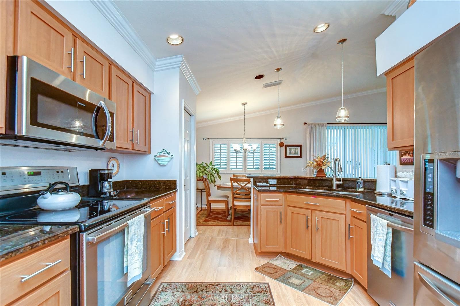 Kitchen - 5602 ROCKFIELD LOOP, VALRICO