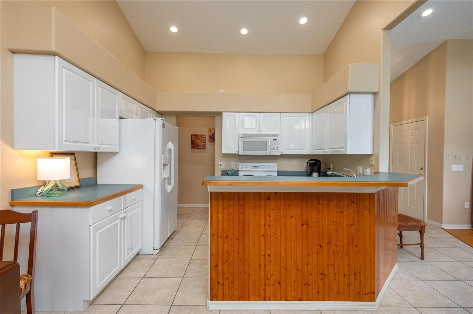 Single Family Residence at 5667 WATER OAK LN, MULBERRY, photo 7 of 28
