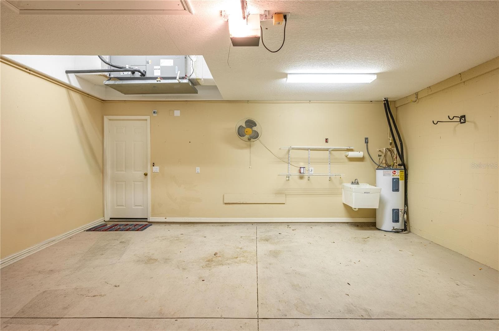 Single Family Residence at 5667 WATER OAK LN, MULBERRY, photo 27 of 28