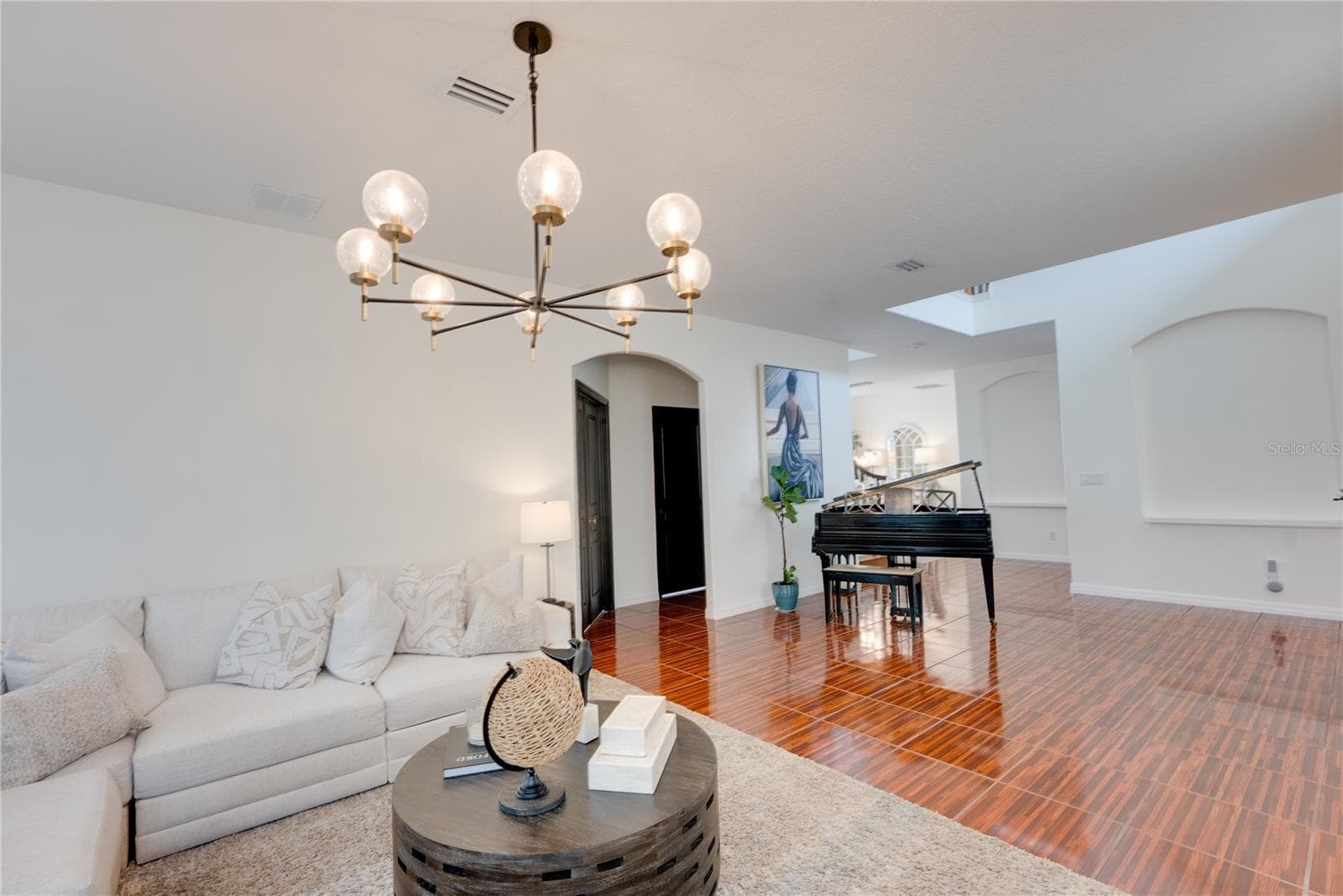 Single Family Residence at 644 AUTUMN OAKS LOOP, WINTER GARDEN, photo 12 of 41