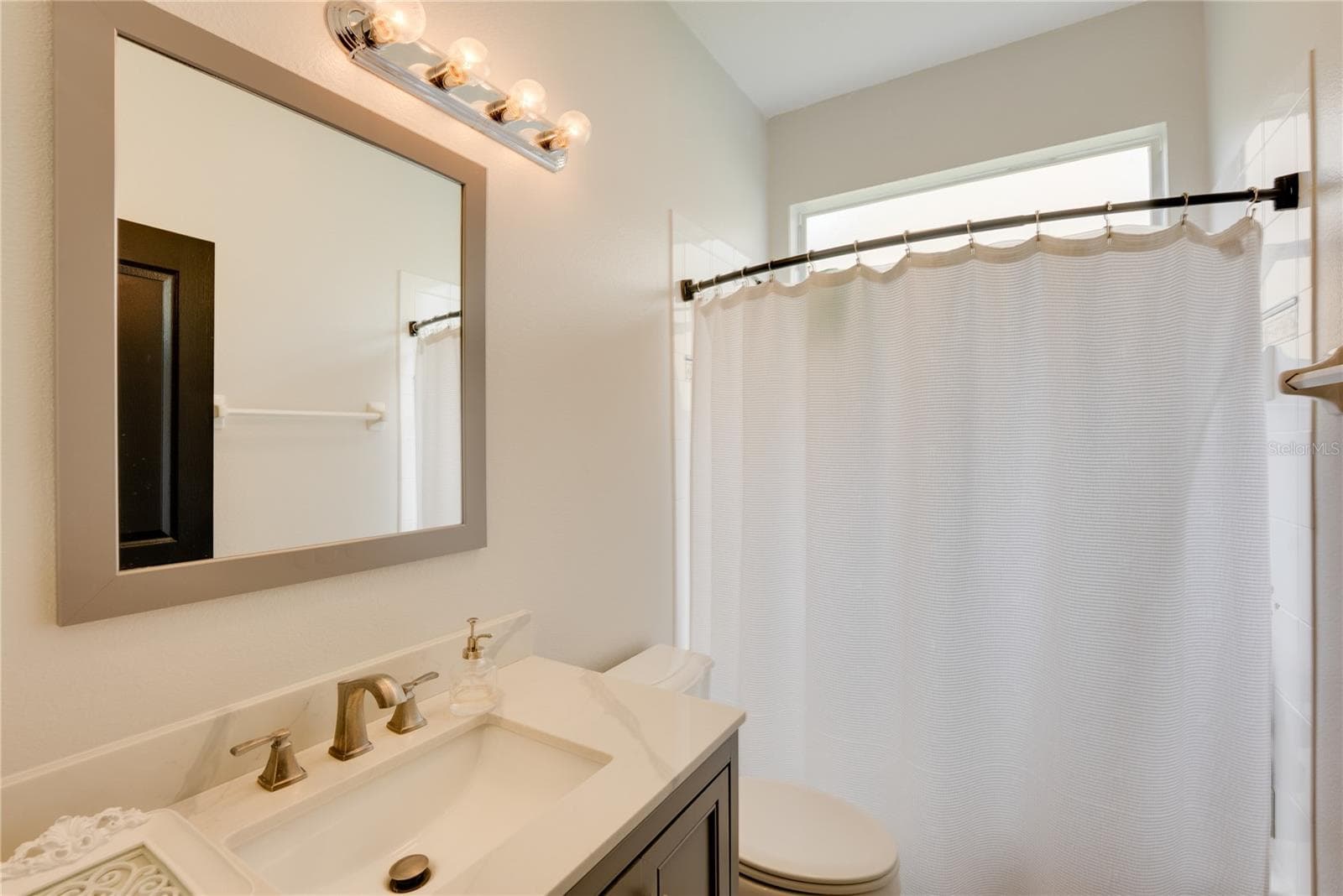 Single Family Residence at 644 AUTUMN OAKS LOOP, WINTER GARDEN, photo 24 of 41