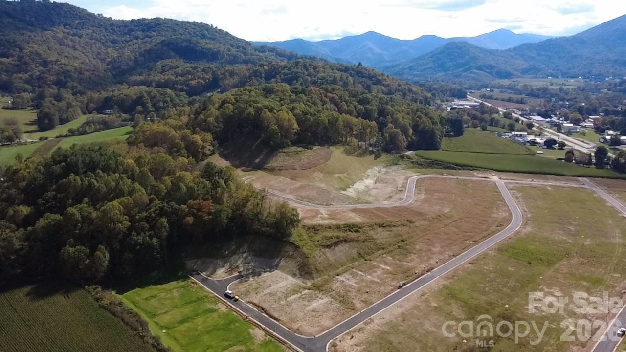Community overview - 57 Cora View Trail, Waynesville