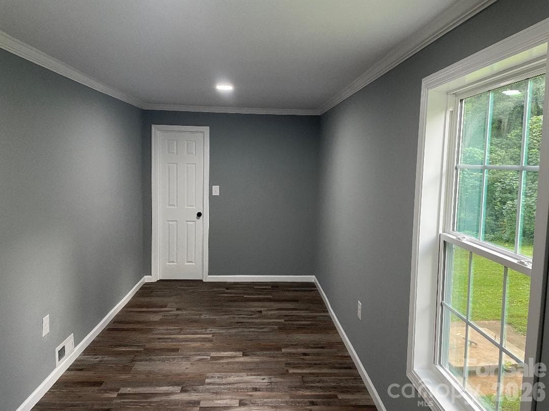 Single Family Residence at 3900 Cook Road, Valdese, photo 3 of 9