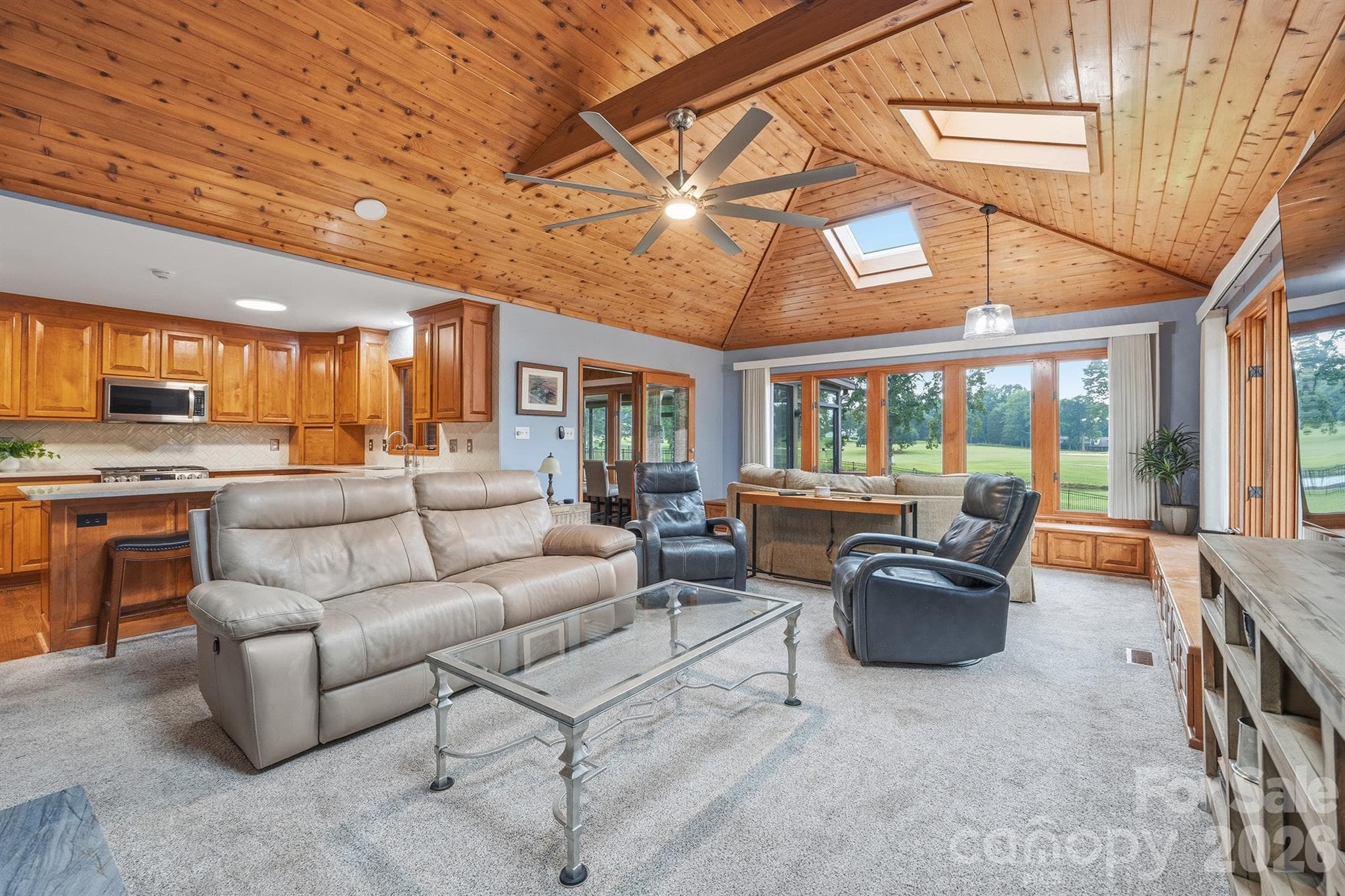 Single Family Residence at 1419 Stoneyridge Drive, Charlotte, photo 4 of 48