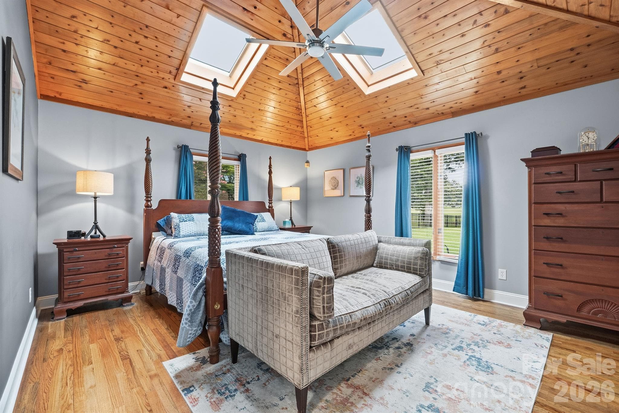 Single Family Residence at 1419 Stoneyridge Drive, Charlotte, photo 6 of 48