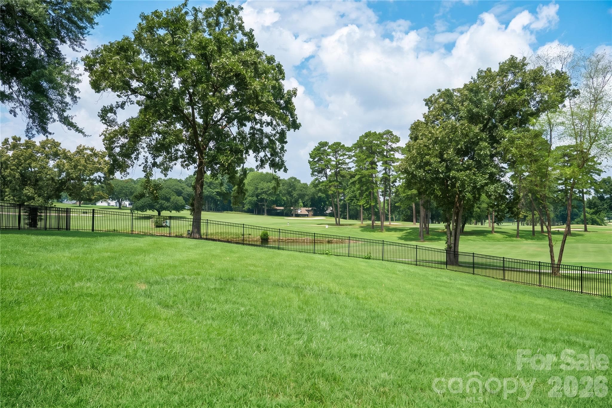 Single Family Residence at 1419 Stoneyridge Drive, Charlotte, photo 11 of 48