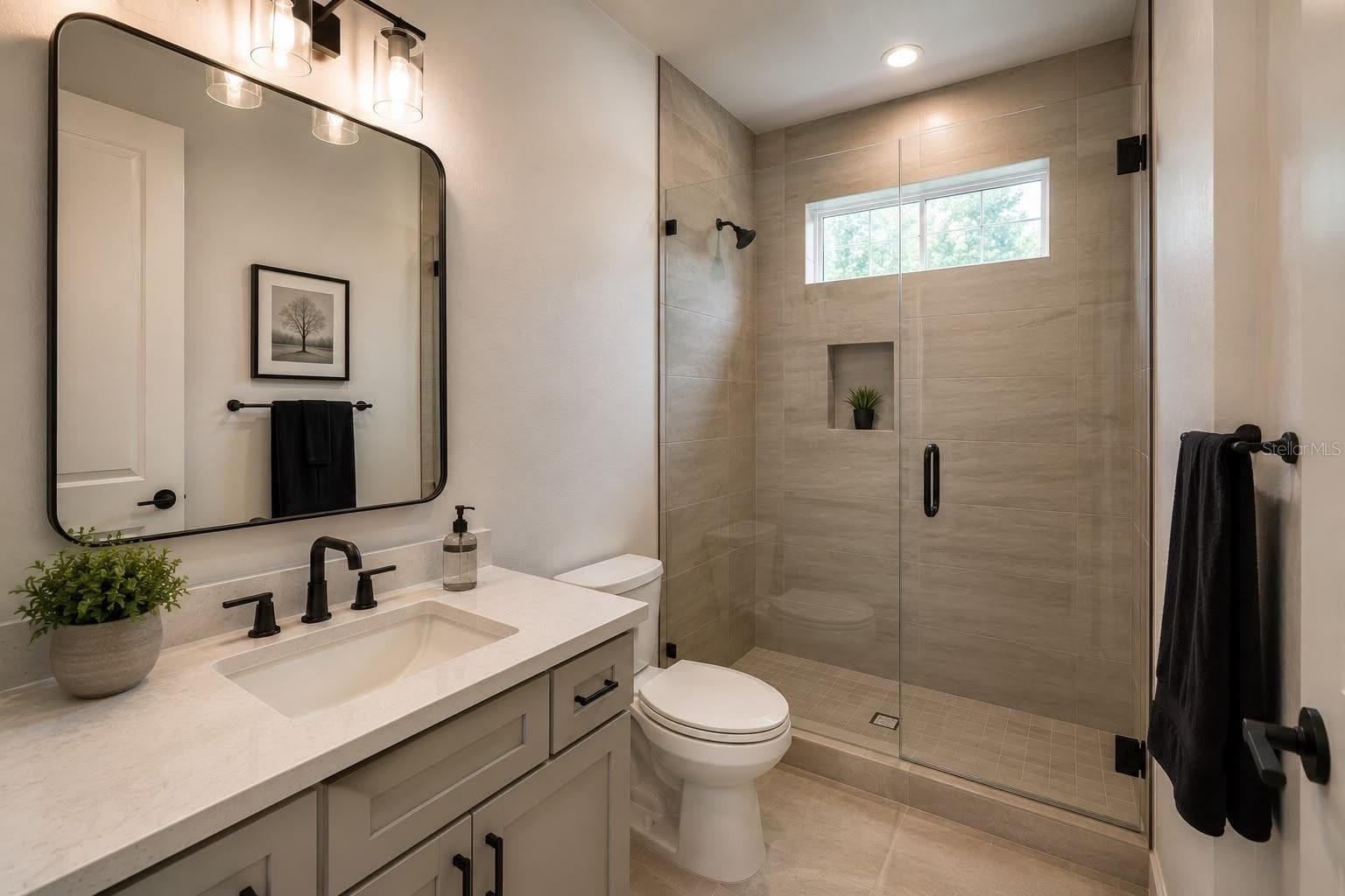 Single Family Residence at 10623 LITHIA ESTATES DR, LITHIA, photo 21 of 51