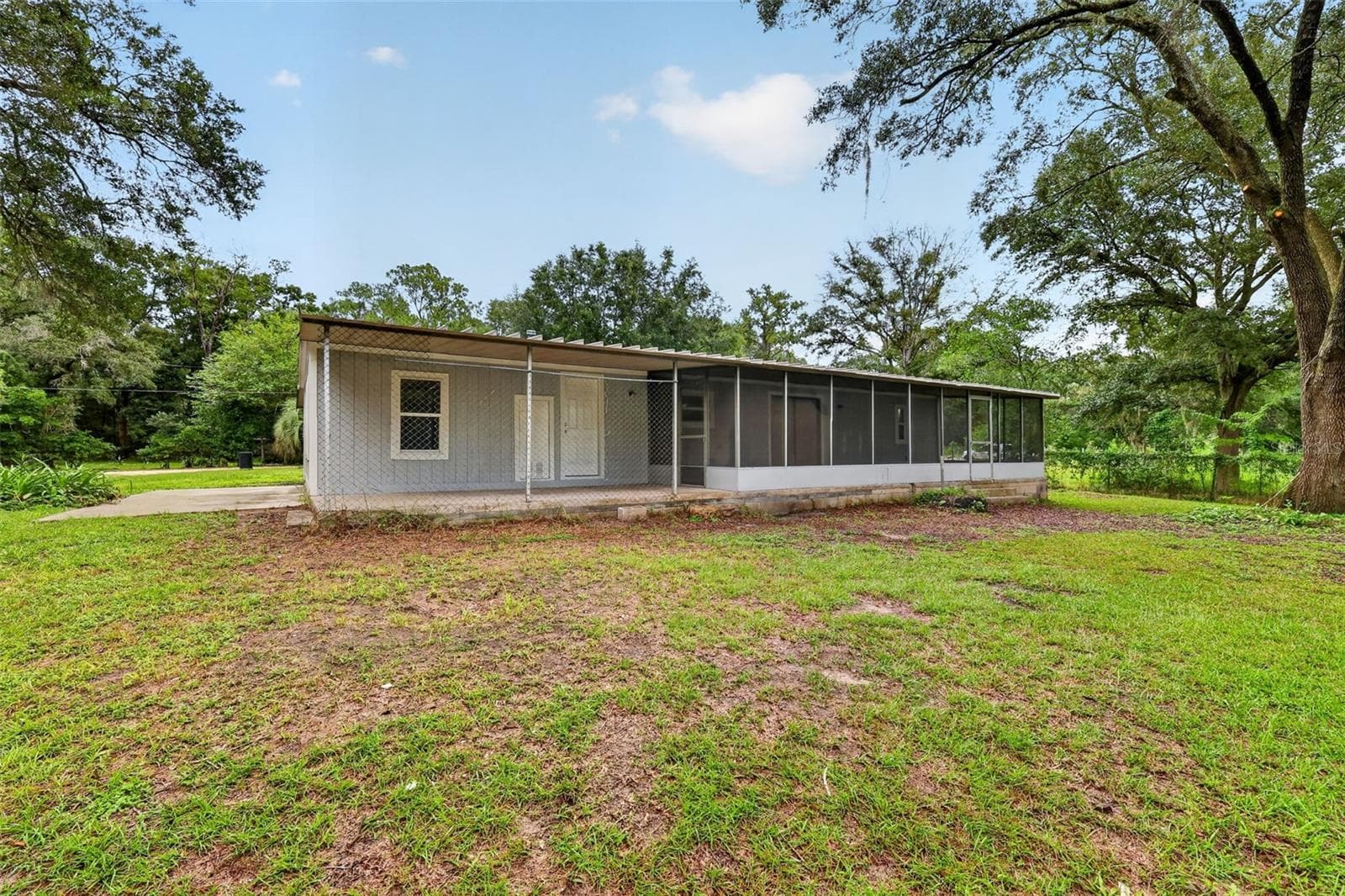 Manufactured Home at 2888 SE 59TH ST, OCALA, photo 2 of 33